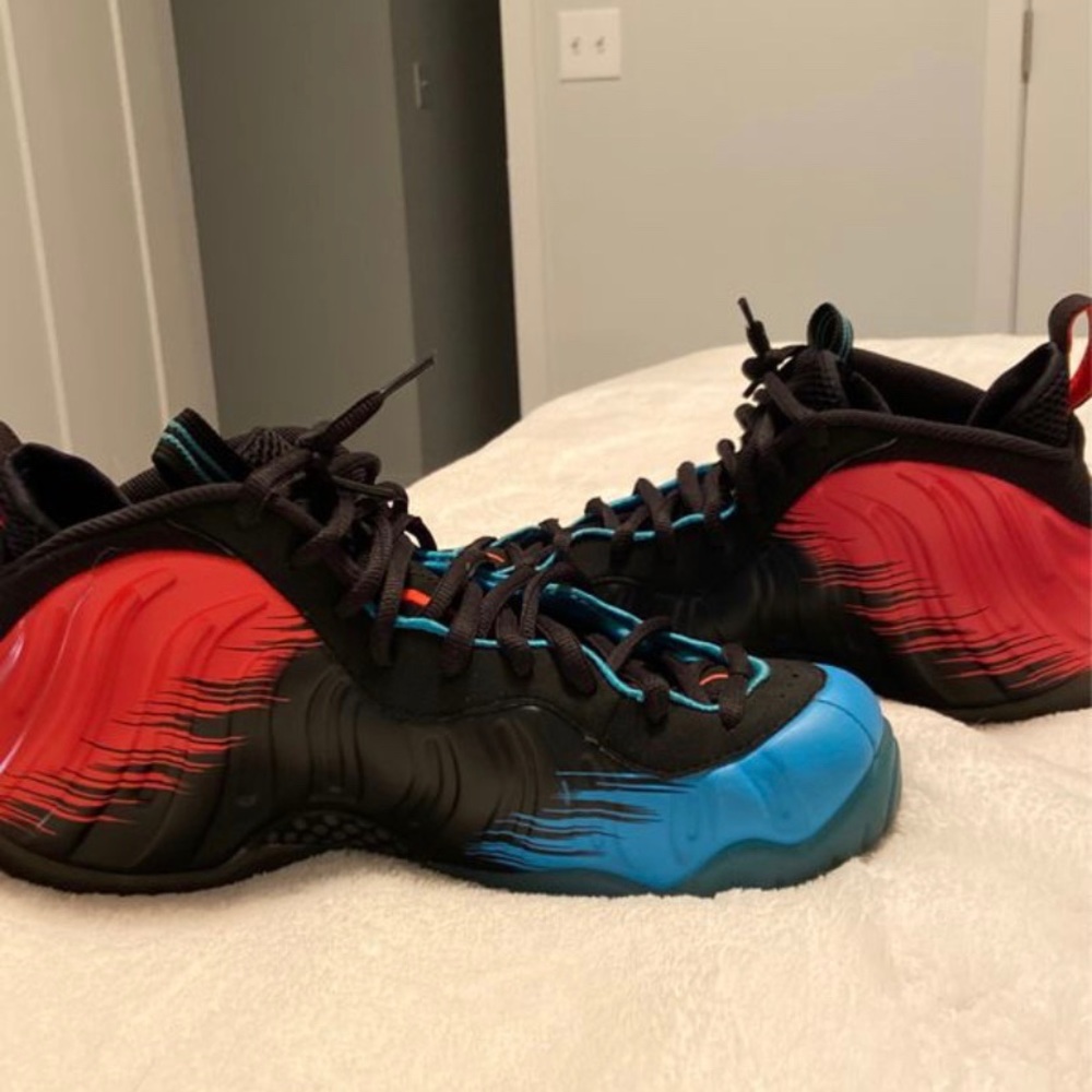 nike foamposite spider man